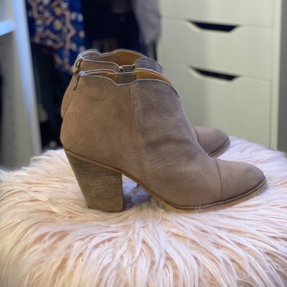 Susina suede booties - Picture 2 of 4